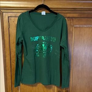 Long sleeve Buffalo Love St Patty’s shirt size M